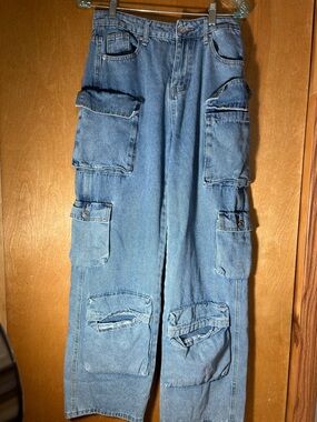 SHEIN Light Blue Wide-Leg Cargo Jeans